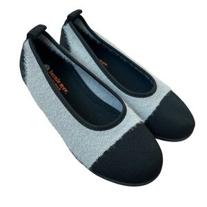NWOT Bernie Mev Kids Shira Flat